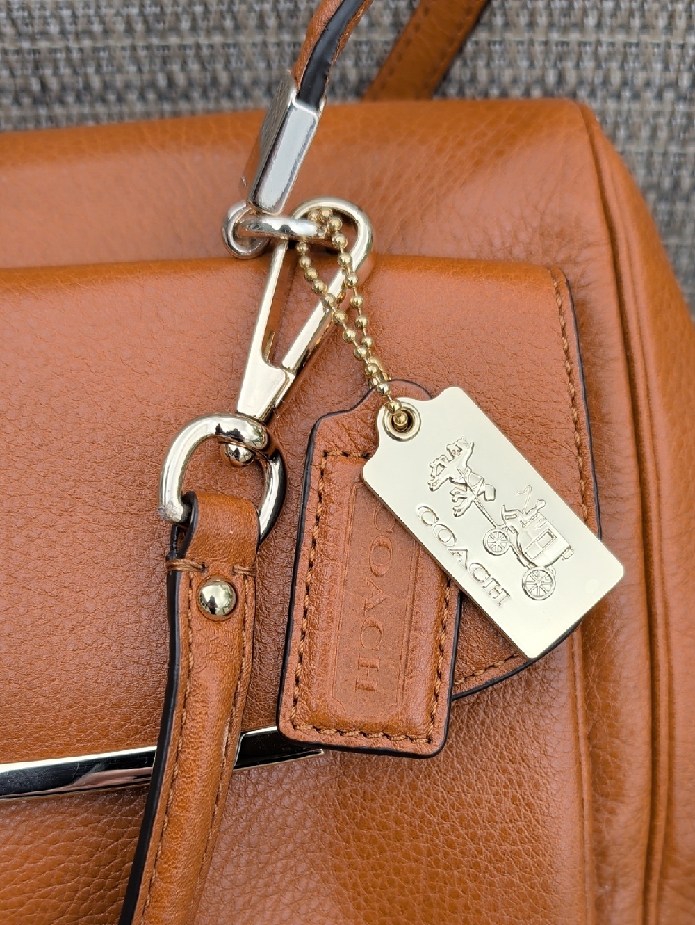 Coach Madison East West Satchel (25166) With Crossbody Strap NWT - Picture 2 of 11